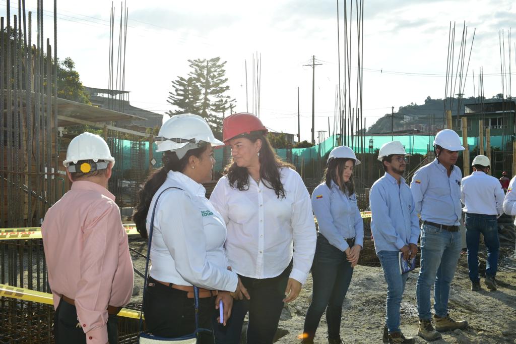 COMITÉ_INICIO_DE_OBRA_IE_GERARDO_ARIAS_RAMIREZ_4.jpeg